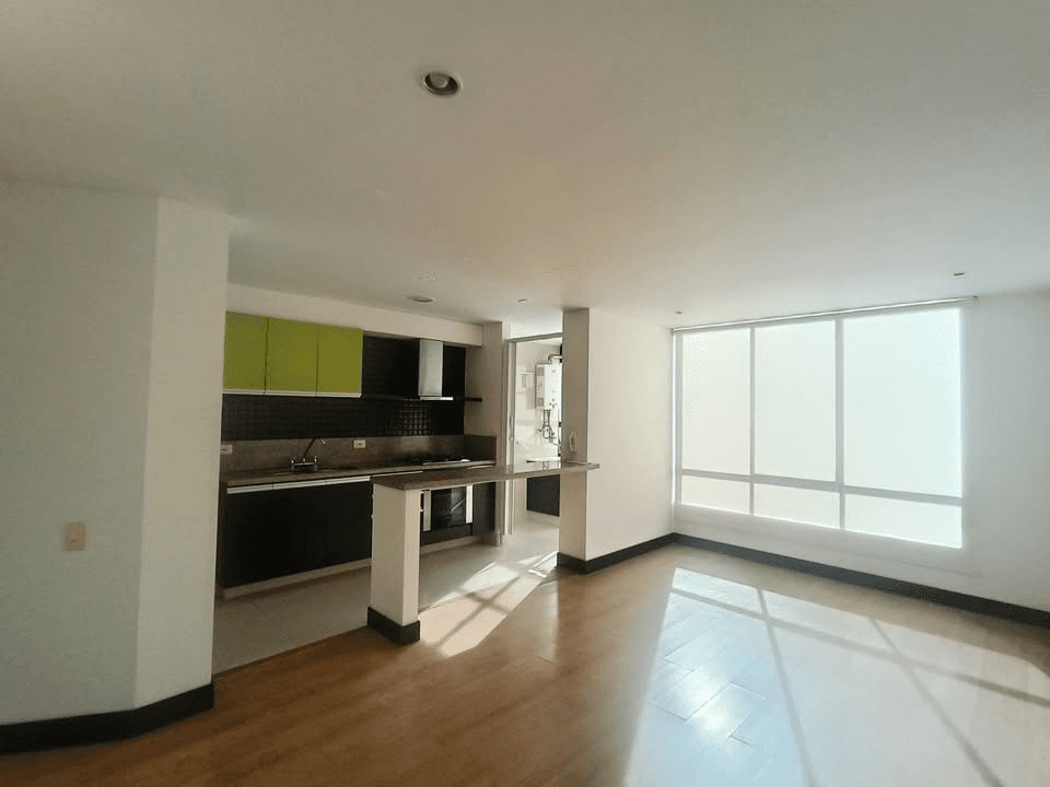 ARRIENDO APARTAESTUDIO PUENTE LARGO