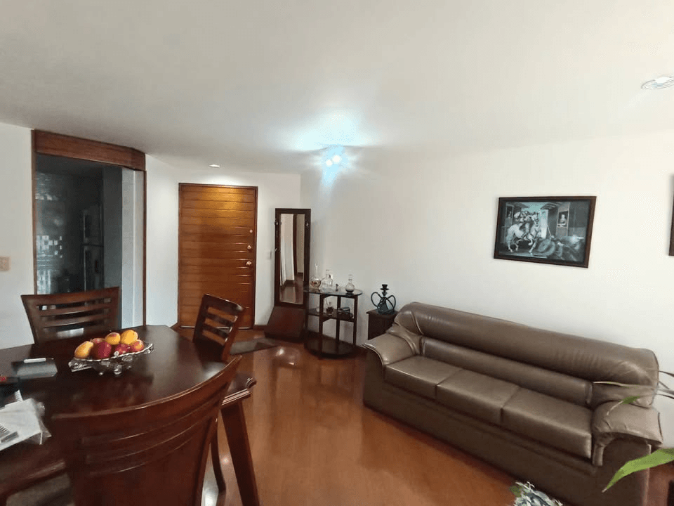 VENTA APARTAMENTO calle 94 ( Chico lago)